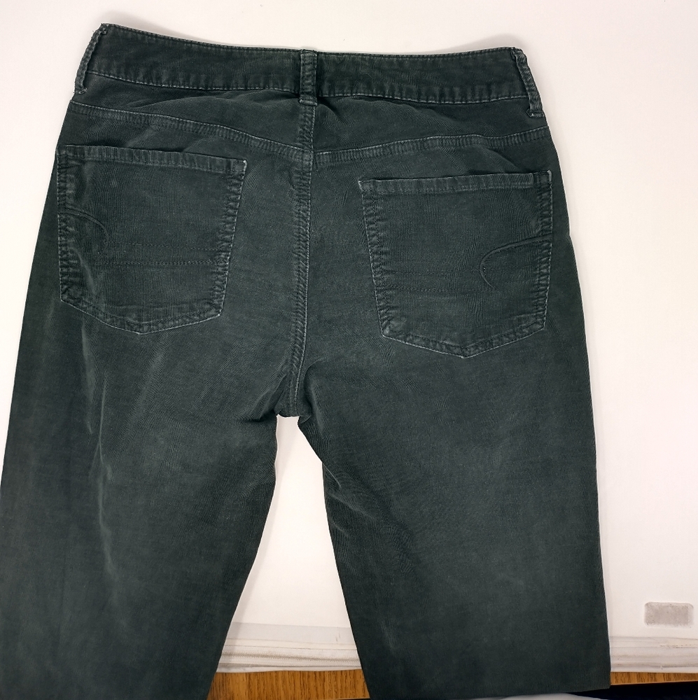 AEO Super Stretch Corduroy Hi Rise Jeggings Women’s Size 8 - Picture 4 of 9